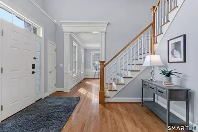 102 Hunter Drive, West Hartford, CT 06107 - Photo 2