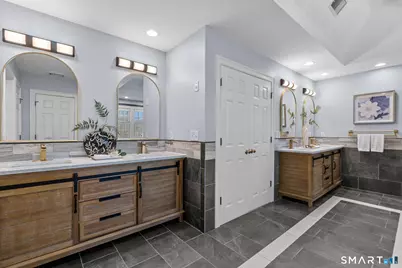 102 Hunter Drive, West Hartford, CT 06107 - Photo 32