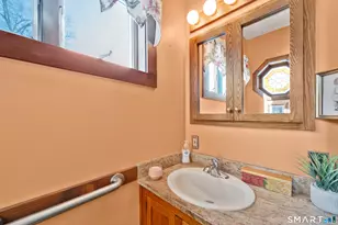 28 Elwood Rd, Manchester, CT 06040 - Photo 18