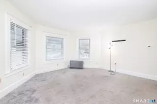 41 Walnut St, Enfield, CT 06082 - Photo 12