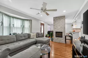 83 Deerfield Dr, Manchester, CT 06040 - Photo 4