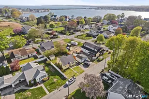 3 E Wood St, Waterford, CT 06385 - Photo 1