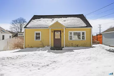 3 East Wood Street, Waterford, CT 06385 - Photo 2