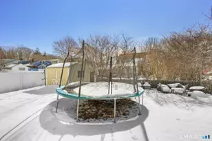 3 E Wood St, Waterford, CT 06385 - Photo 30