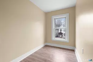 77 3rd St, New Haven, CT 06519 - Photo 8