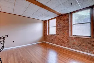 222 Williams St E, Glastonbury, CT 06033 - Photo 4