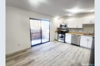 15 Crest Street #C15, West Haven, CT 06516 - Photo 8