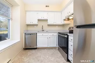 83 Candlewood Dr, South Windsor, CT 06074 - Photo 10