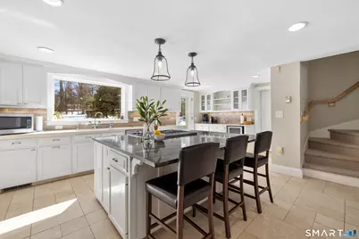 75 Bloomfield Avenue, West Hartford, CT 06105 - Photo 12