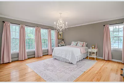 20 Laura Drive, Danbury, CT 06811 - Photo 16