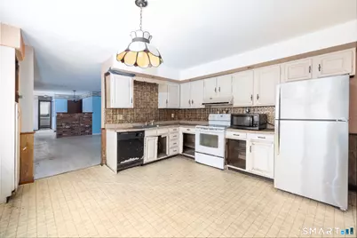 71 Renshaw Road, Hamden, CT 06518 - Photo 18