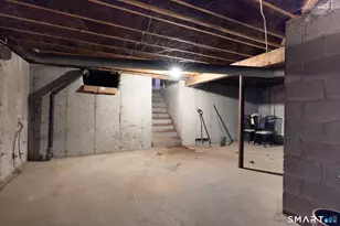 71 Renshaw Rd, Hamden, CT 06518 - Photo 28