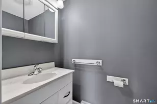 8 High St, Wallingford, CT 06492 - Photo 30