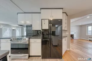 11 Charter Rd, Wethersfield, CT 06109 - Photo 16