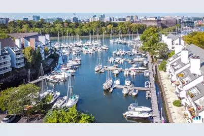 123 Harbor Drive #APT 203, Stamford, CT 06902 - Photo 1