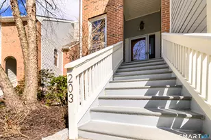 123 Harbor Dr, Stamford, CT 06902 - Photo 4