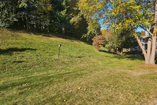 28 Meadowview Ct, Canton, CT 06019 - Photo 40