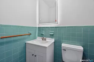 213 Seaside Ave, Milford, CT 06460 - Photo 22