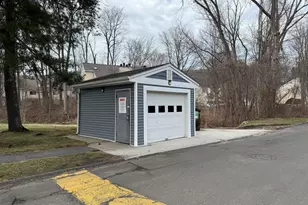 6 Rose Ln, Danbury, CT 06810 - Photo 24