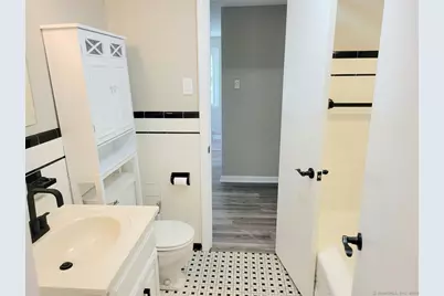 101 Haynes Road, West Hartford, CT 06117 - Photo 24