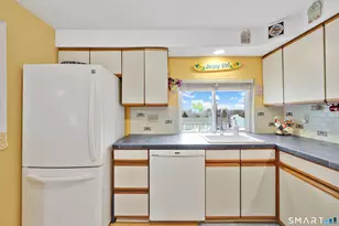 260 Brittany Farms Rd, New Britain, CT 06053 - Photo 18