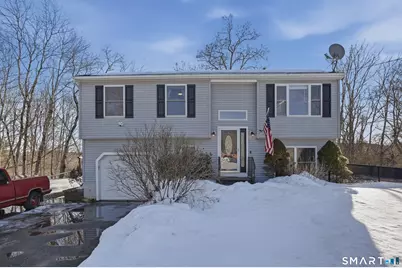17 Vine Street, Putnam, CT 06260 - Photo 2