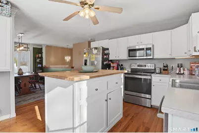 17 Vine Street, Putnam, CT 06260 - Photo 6