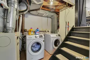 229 Woodhouse Ave, Wallingford, CT 06492 - Photo 32