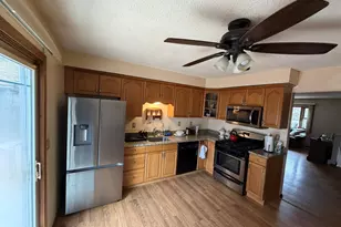 54 Peck St, Stratford, CT 06614 - Photo 4