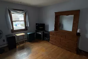 54 Peck St, Stratford, CT 06614 - Photo 8