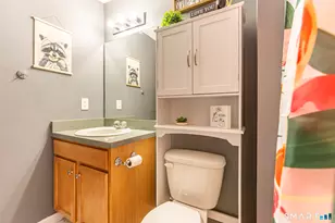 107 Amherst Dr, Manchester, CT 06042 - Photo 20