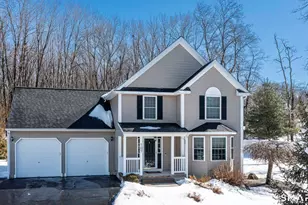 107 Amherst Dr, Manchester, CT 06042 - Photo 1