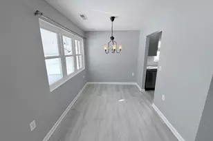 43 Southwind Ln, Milford, CT 06460 - Photo 4