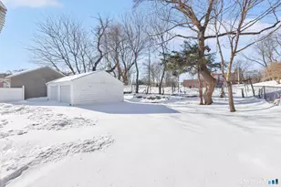 11 Stratfield Pl, Bridgeport, CT 06606 - Photo 26