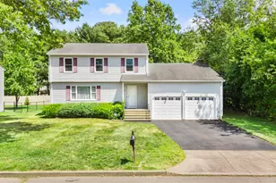 21 Lyda Dr, Milford, CT 06460 - Photo 1