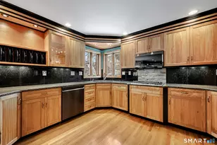 21 Hidden Valley Dr, Rocky Hill, CT 06067 - Photo 8