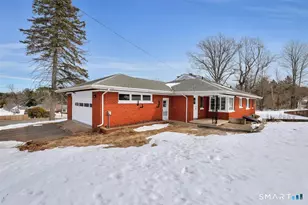 909 Randolph Rd, Middletown, CT 06457 - Photo 2