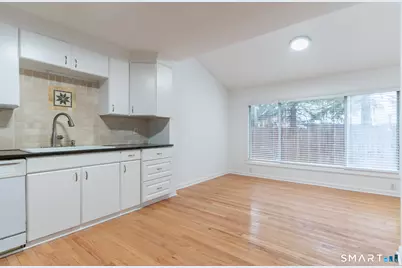 252 Melville Drive, Fairfield, CT 06825 - Photo 2