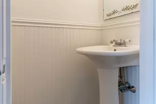 252 Melville Dr, Fairfield, CT 06825 - Photo 6