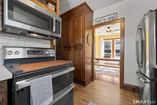 18 Oak St, Plymouth, CT 06786 - Photo 16