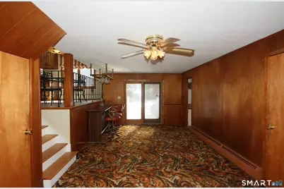 20 Smoke Hill Drive, New Fairfield, CT 06812 - Photo 12