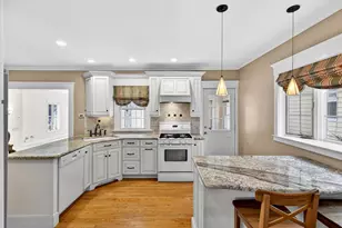 52 Stuyvesant Ave, New Haven, CT 06512 - Photo 2