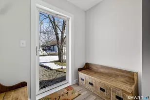 22 Woodlawn Ave, Waterford, CT 06385 - Photo 4