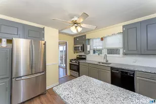 55 Bronx Ave, Waterbury, CT 06705 - Photo 18