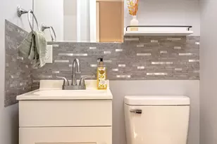 55 Bronx Ave, Waterbury, CT 06705 - Photo 8