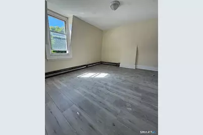 35 Cliff Street, Norwich, CT 06360 - Photo 14