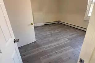 35 Cliff St, Norwich, CT 06360 - Photo 12