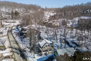 1054 Cooke St, Waterbury, CT 06704 - Photo 32