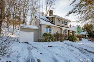 1054 Cooke St, Waterbury, CT 06704 - Photo 28