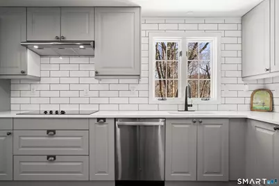 8 Hickory Court, Colchester, CT 06415 - Photo 14